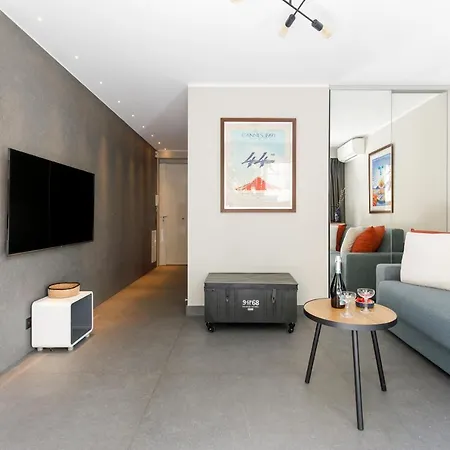 L & A Yourhosthelper Apartment Cannes